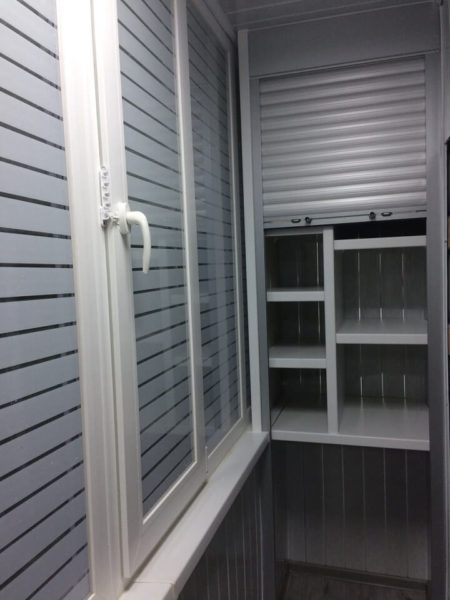 Роллетная дверь в кладовку Рольставни в кладовку