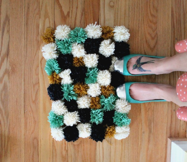 diy yarn rug