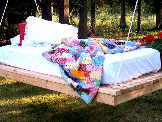 hanging-daybed-diy