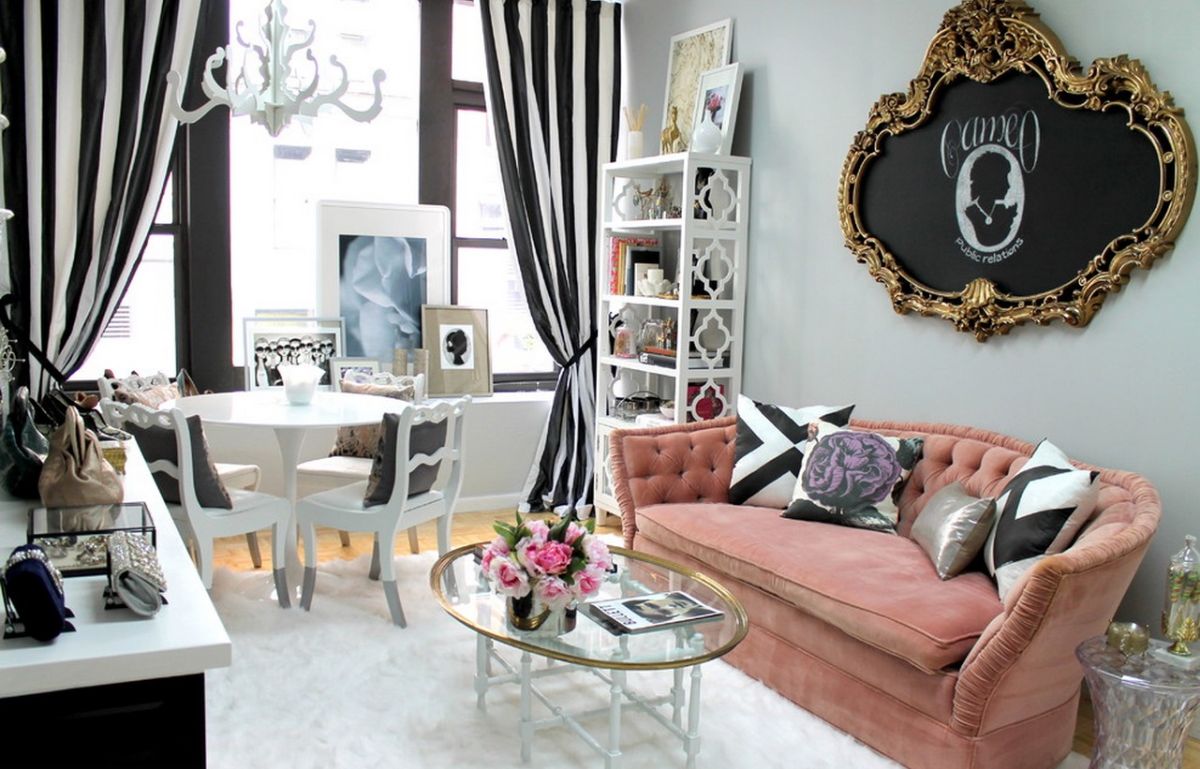 pale-pink-sofa-and-striped-curtains