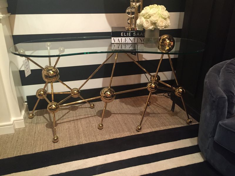 Atom style console table design