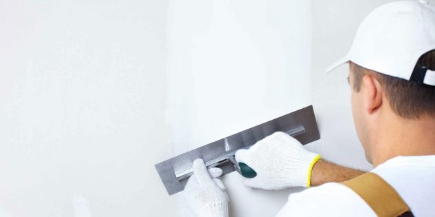 Как выровнять стены шпаклёвкой