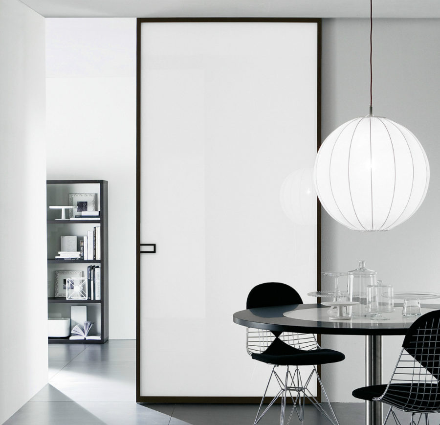 LESS door by Movi Italia