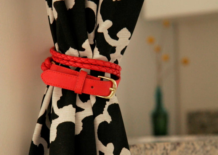 штора с подхватом в виде ремня штора с подхватом в виде ремня