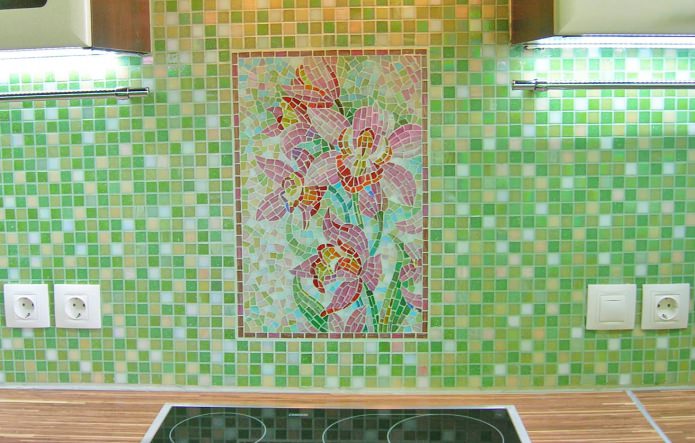 Кухня с мозаикой