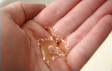 Liquid-Soap-in-Palm