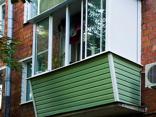 Как сделать обшивку балкона сайдингом снаружи