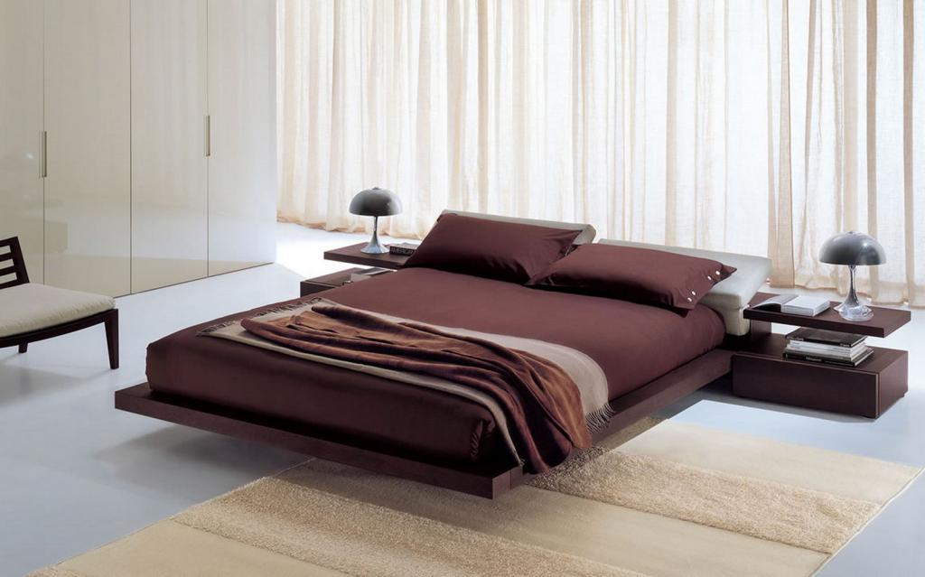 Кровать в коричневом цвете