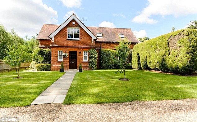 The most expensive place to live within a 40 to 59 minute commute of central London is Shiplake in Oxfordshire, where this four bed house is for sale for £1,150,000