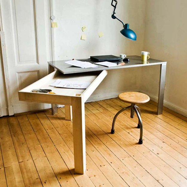 Рабочий стол для домашнего офиса. Фото 1