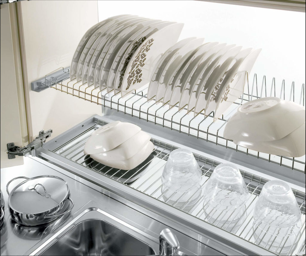 Фото системы хранения тарелок для навесного шкафа под посуду