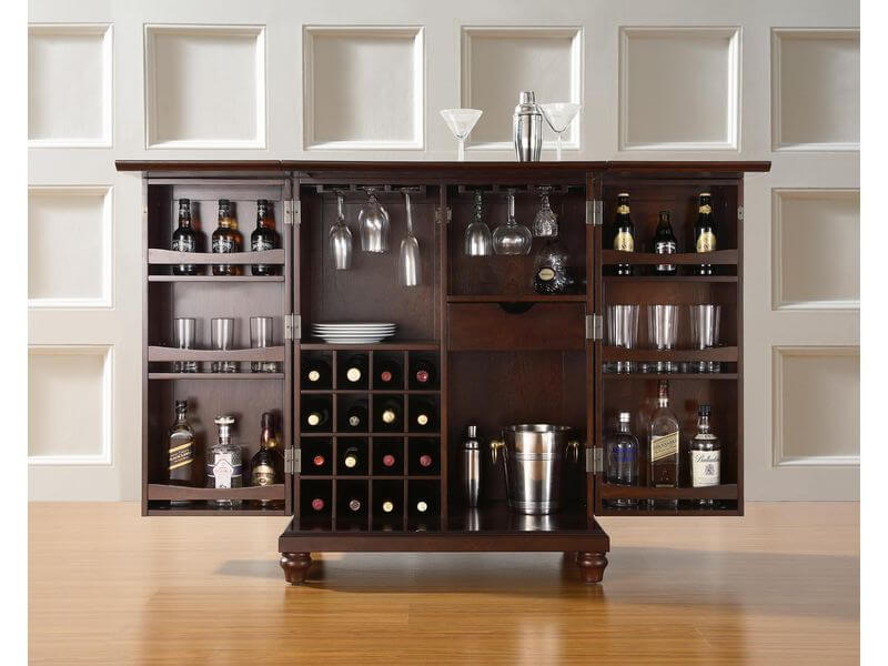 Чем наполнить барный шкаф