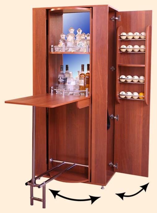 Раскладной стол в шкафу