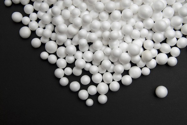 Полистироловые шарики в диван