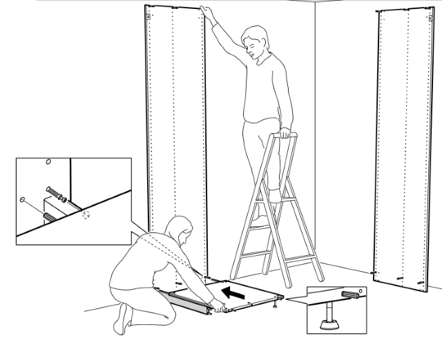 вставляем нижнюю полку