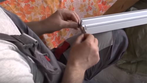 ΠΠ»ΡΠΌΠΈΠ½ΠΈΠ΅Π²ΡΠ΅ ΠΊΠΎΠ½ΡΡΡΡΠΊΡΠΈΠΈ Π΄Π»Ρ Π±Π°Π»ΠΊΠΎΠ½Π°