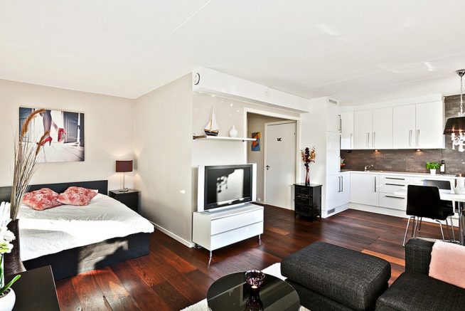 Спальня в небольной студии