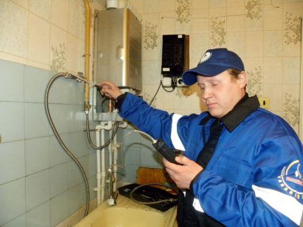 Проверка утечки газа Утечка газа