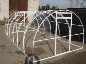 Фото: Каркас теплицы из профильной трубы своими руками