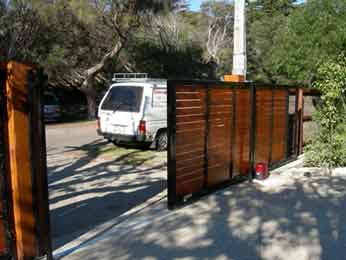 Timber sliding gate