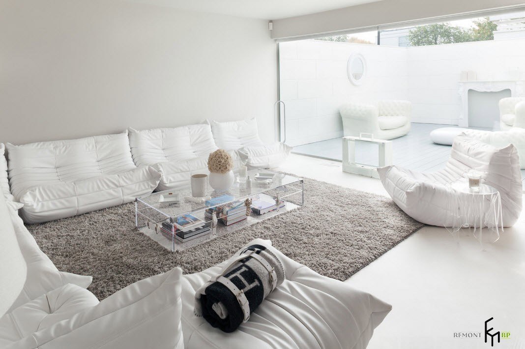 Белоснежная гостиная