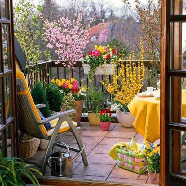 Small-Balcony-Garden-ideas-11