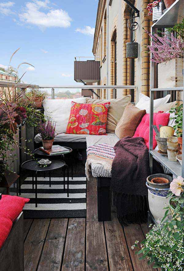 Small-Balcony-Garden-ideas-12